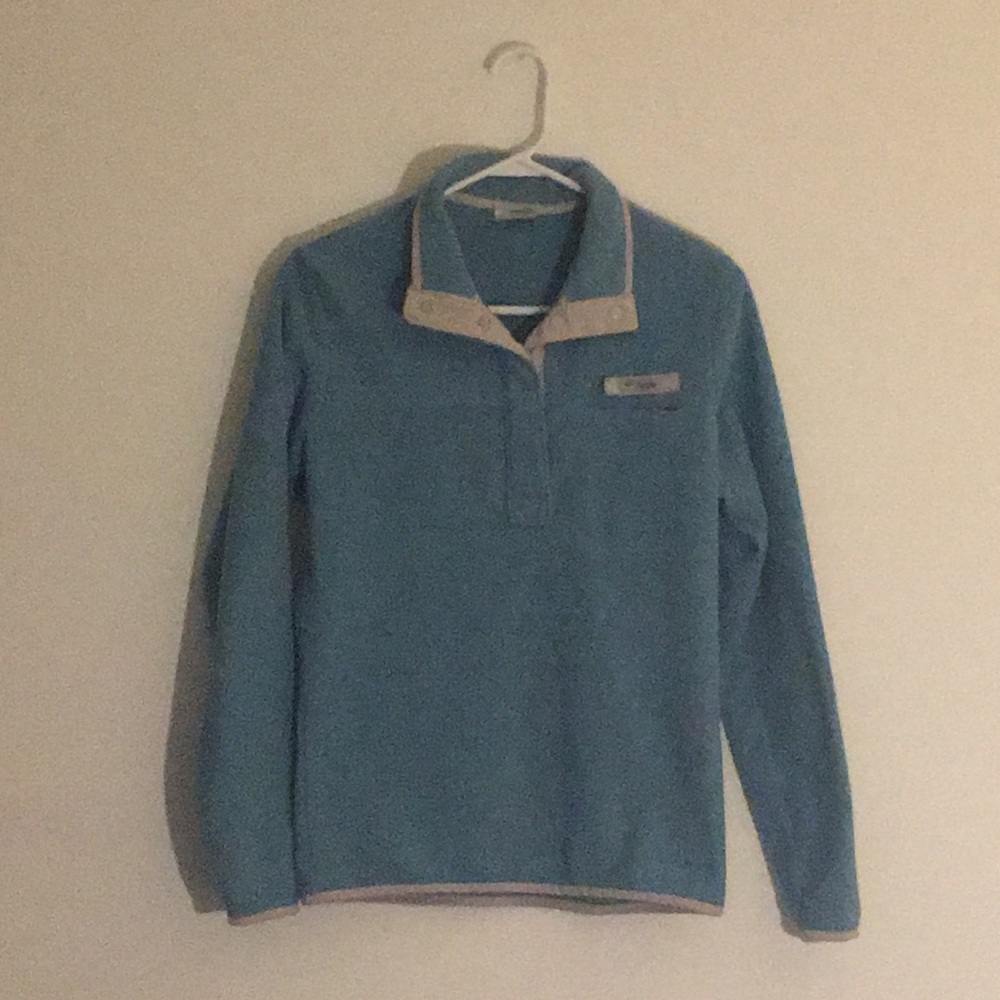 Women’s Light Blue Columbia Quarter Button up